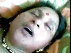 క్లాస్సి ఫకింగ్ ఒక తెలుగు సెక్స్ ఫిలిం సెక్స్ సన్నగా పరిపక్వ అమ్మాయి మరియు ఆమె వేడి పొరుగు